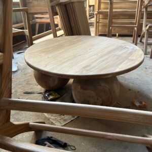 Round Table - Big Ball Legs