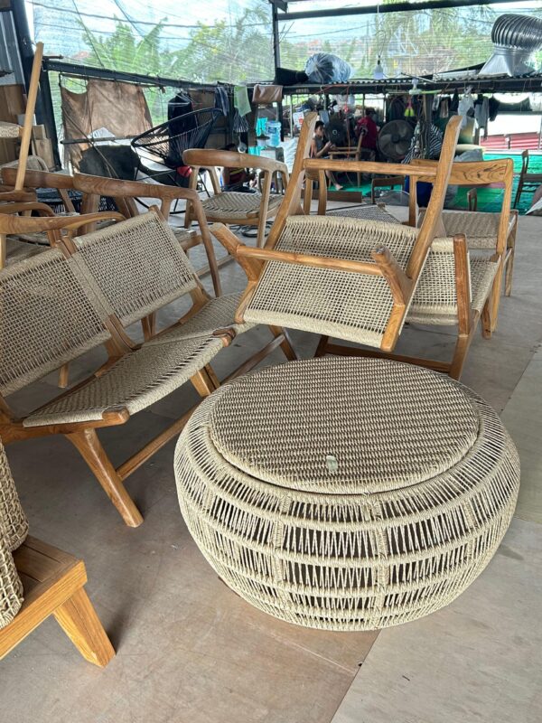 Round Coffee Table - Syntetic