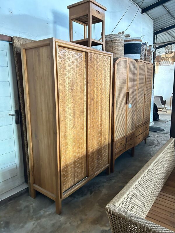 Wardrobe With Carving - Full Teakwood