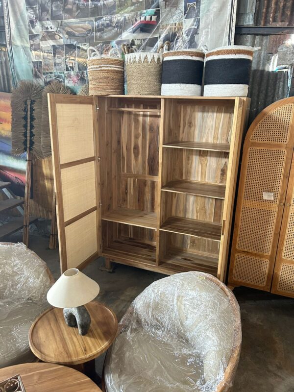 Big Wardrobe - Teakwood Combined Rattan - Gambar 2