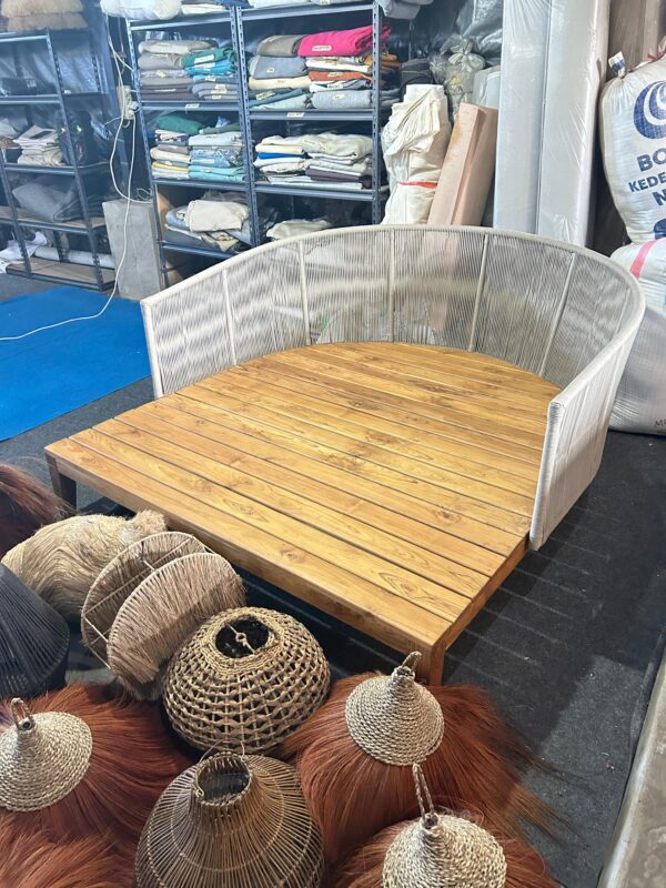 Outdoor Daybad - Teakwood Seater