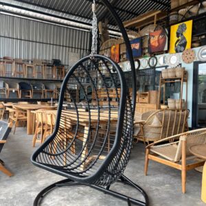 Hanging Chair With Synthetic 2