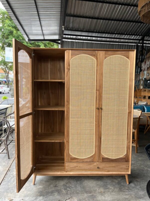 Wardrobe 3 Doors - Teakwood Rattan - Gambar 4