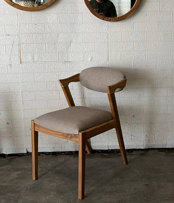 Mapogu Chair - Teak Fabric