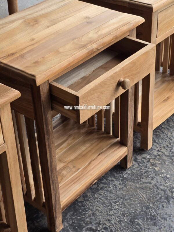 Minimalist Teak Bedside Table with Shelf - Gambar 3
